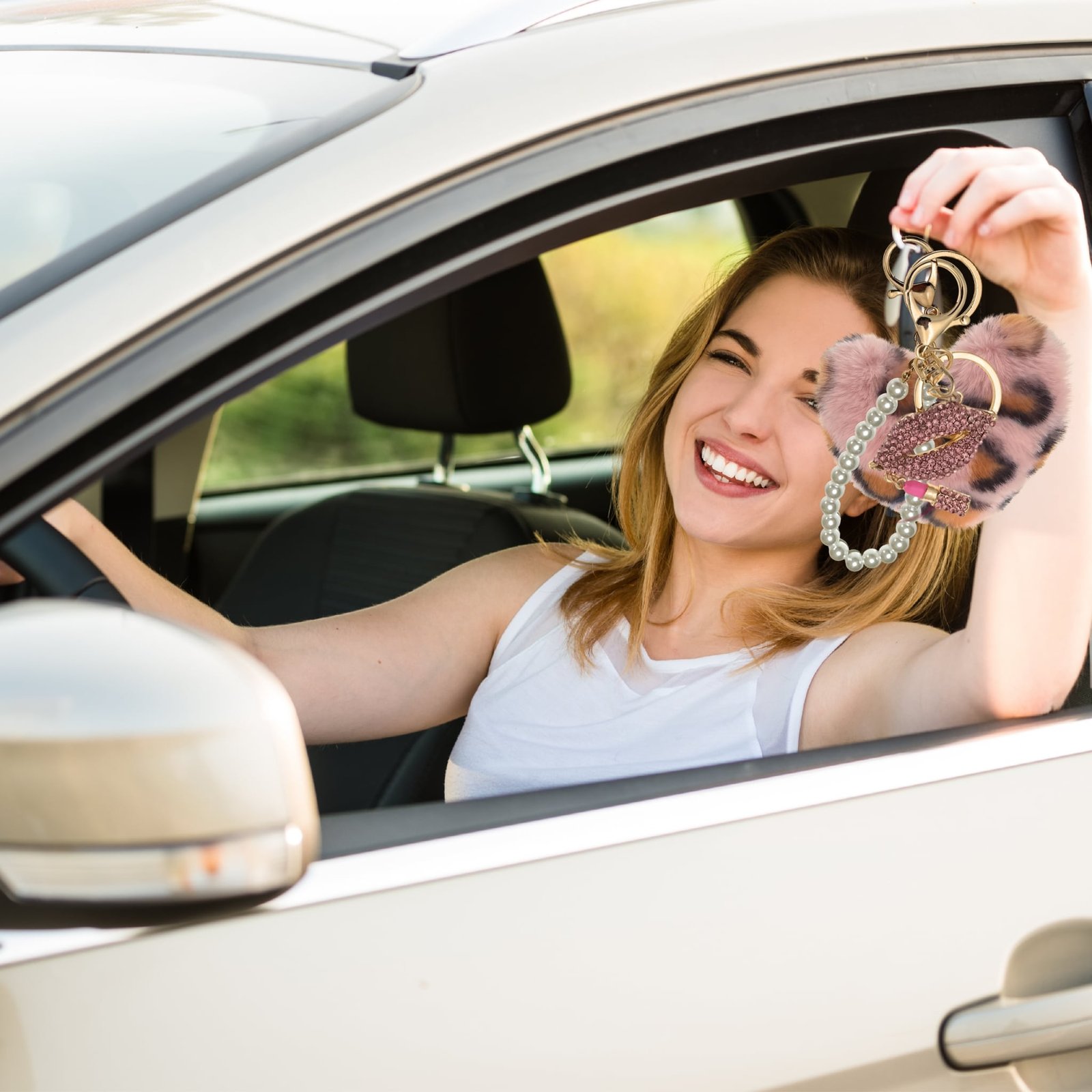 iAccessories Pearl Diamond Lips Fluffy Faux Fur Pom Pom Heart Charm for Girls Bags, Wallets and Luggage (Pink Lepo)-6